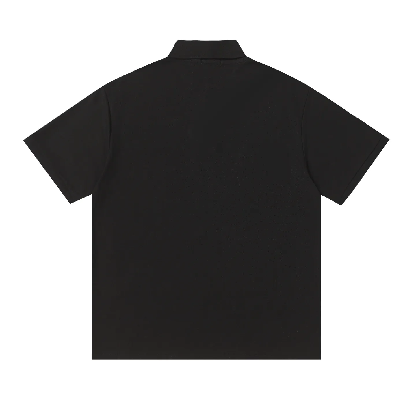 P156 Style number: A015 [Ralph Lauren classic letter logo embroidered Polo shirt] ✅250 grams of fine cotton pique fabric, custom-woven and dyed threads ✅Original stickers Scan the QR code to enter the official website ✅Large version, loose and stylish, can wear up to 210 pounds Color: black, white, navy, blue, sky blue, dark gray, floral gray Size: S-XL